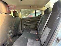 نیسان سێنترا